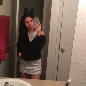 Meet your Posher, Manueliz